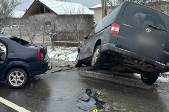 accident grav in olt o femeie si a pierdut viata alte patru persoane au ajuns la spital 698c4ac1aacc7