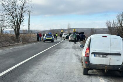 accident grav la iasi cel putin doua victime dupa un impact intre doua masini 698ae2ddf28d9