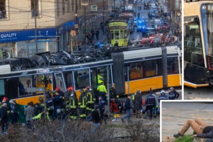 accident teribil la milano un tramvai a deraiat si a lovit o cladire istorica un om a murit alti doi au fost grav raniti video 69a1e060f3809