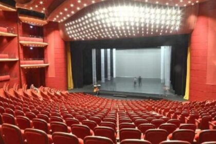 actorii de la tnb au anuntat ca vor protesta marti nemultumiti de masurile impuse de guvernul bolojan munca artistului nu este doar pe scena 6988737be3685