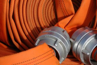 alerta in constanta dupa incendii izbucnite la un restaurant si in parcarea unui mall video 69857e81eb5d8