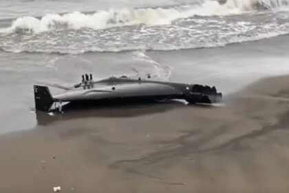 alerta la marea neagra o drona ruseasca a esuat pe o plaja din turcia 698dcb27ecddc