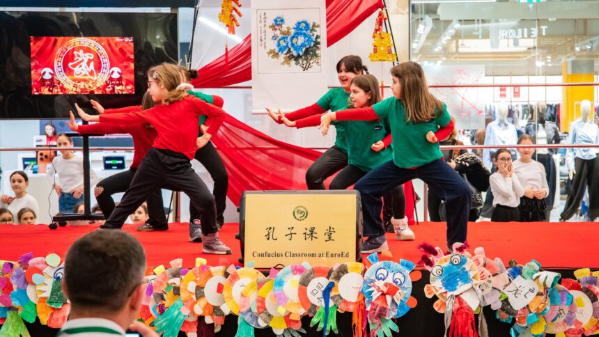 anul calului de foc scoala euroed din iasi sarbatoreste anul nou chinezesc prin festivalul primaverii 698d34e4a7985