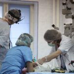 ar ramane in tara dar bat la usi inchise dezbateri aprinse la iasi dupa ideea lui bolojan ca absolventii de medicina sa lucreze un numar de ani in romania inainte de a pleca 698e7bcdd4419