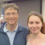 bill gates ar fi recunoscut ca a avut relatii cu doua rusoaice in timp ce si cerea scuze personalului pentru legaturile sale cu epstein 699f02c6d6260