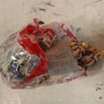 bomboane cu aroma exploziva 50 de cartuse nepercutate ascunse intr o punga cu dulciuri descoperite la albita 69a1627beb46e