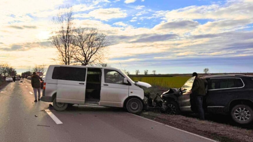 carambol de proportii in bihor opt persoane ranite traficul paralizat 698ca045652c9