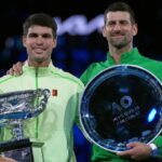 carlos alcaraz l a invins pe novak djokovic si a castigat primul sau titlu la australian open spaniolul cel mai tanar castigator al tuturor titlurilor grand slam 697f51c22bd44