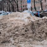 ciprian ciucu i a pus si astazi la punct pe primarii de sectoare pentru ca nu au dat zapada la o parte nici a doua zi dupa ninsori 69989fc488907