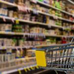 consumul 60 din pib in scadere accentuata risc urias de recesiune 699e9202626bb