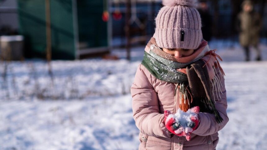 copila de patru ani batuta pana la epuizare a fost transferata de urgenta la bucuresti cu traumatism cranian 698b0c406fec7