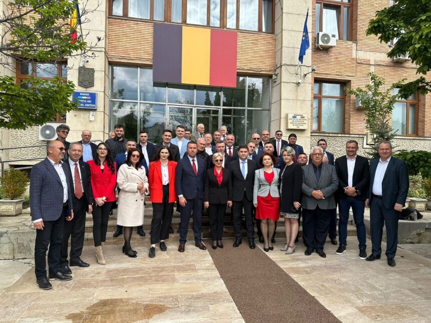 cursa cu nume surpriza nu mai putin de sase candidati s au inscris in cursa pentru sefia psd iasi alegerile vor fi luna viitoare 69854c0d0245f