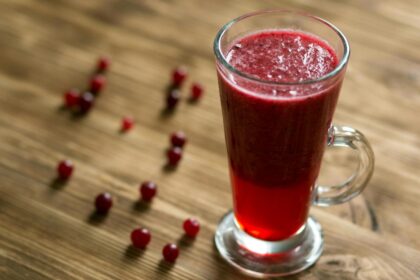 de ce este recomandat sa bei suc de merisoare ce efecte poate avea in organism 699da1c63fedf