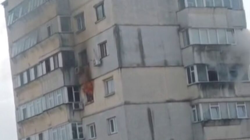 de la ce ar fi izbucnit incendiul in blocul din nicolina 699ad0ef09cf7