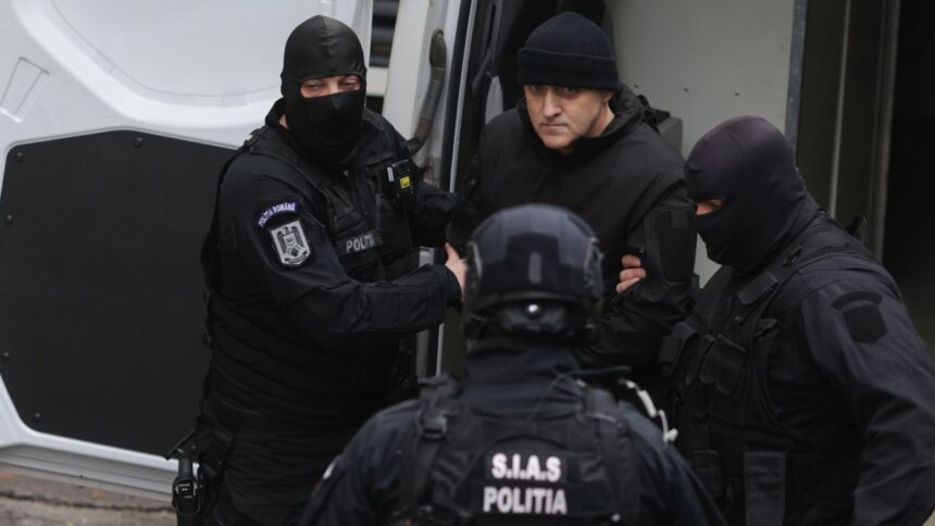 decizie definitiva iccj horatiu potra ramane in arest preventiv iar fiul si nepotul sau in arest la domiciliu 698d1d8160dad