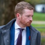 demisie de rasunet in guvernul britanic din cauza legaturilor mandelson epstein seful de cabinet al lui starmer a renuntat la functie 6988d64228728