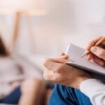 dezbatere intre psihologii ieseni cum au primit noul proiect de lege psihologul cu toate studiile facute pe bune la universitate sa nu mai poata profesa 698153f54a3d4