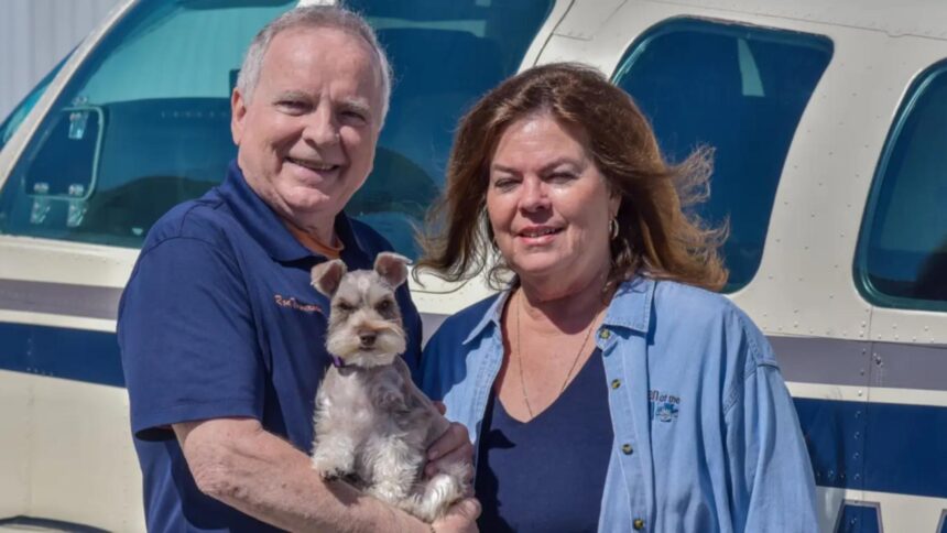 doi piloti au murit intr un accident aviatic in texas cainele lor a supravietuit in mod miraculos 699321afecfee