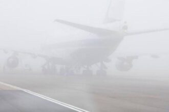 doua avioane de pasageri care trebuiau sa aterizeze la suceava au fost redirectionate spre iasi din cauza cetii din judetul vecin 6984800a30497