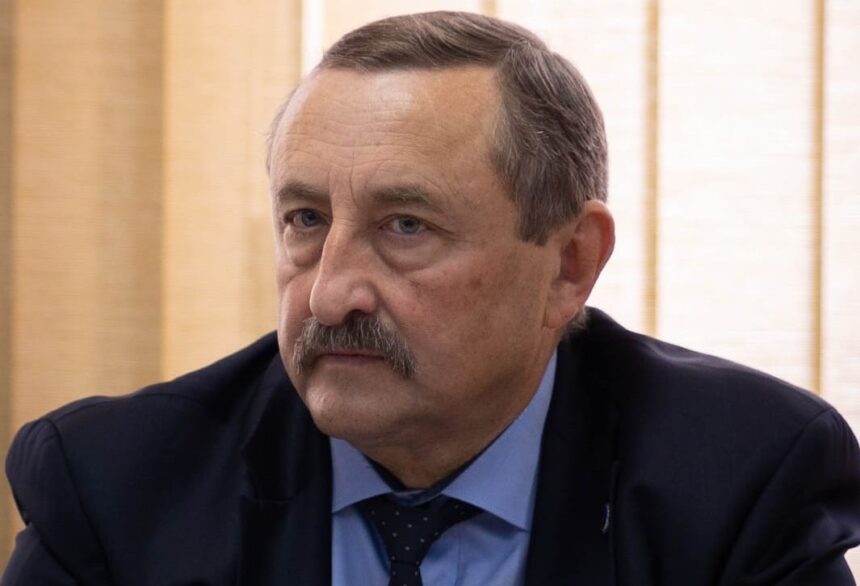 dupa rectorul uaic si rectorul tuiasi neaga ca s ar fi discutat despre taierea sporului de doctorat la intalnirea cu bolojan nici macar nu cred ca s a pronuntat cuvantul doctorat 699ed6f780cb9