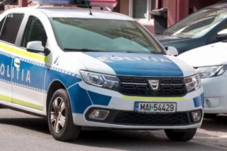 elevul din pitesti care a lovit doi muncitori plasat sub control judiciar pentru lovire sau alte violente 697f68ea19c80