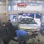 femeie spulberata de o masina care a intrat in magazin o soferita de 70 de ani a pierdut controlul 699c91f1f3bf3