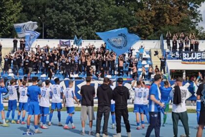 fotbal politehnica iasi buna de maritat cine are 7 milioane lei poate prelua fraiele echipei de fotbal clubul va fi scos la vanzare 6982a56697591