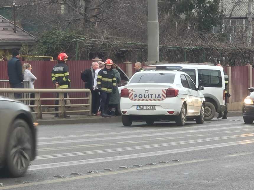 foto video interventie a politiei si pompierilor dupa un accident in zona 2 baieti din tatarasi 698f40c35e1e0