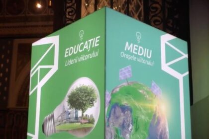 fundatia tinmar a acordat burse de 500 de euro pentru peste o mie de elevi 698986d11c762