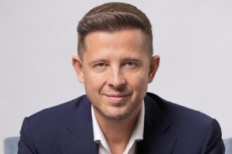 hubert thuma il provoaca direct pe bolojan si il someaza sa clarifice pozitia fata de ilfov 699e07ad798e7