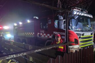 incendiu la o locuinta din iasi o soba aprinsa cu benzina ar fi declansat focul foto 698e359630e51