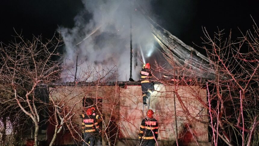 incendiu la o locuinta din judetul iasi misiune in dinamica foto 6990dfa406818