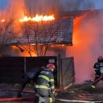 incendiu puternic la o vila din iasi pompierii au intervenit cu mai multe autospeciale video 6988353b0f3c9 1