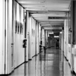 incident fara precedent intr un spital din franta evacuare de urgenta dupa descoperirea unui proiectil de razboi blocat in zona rectala a unui tanar 6981891a84f06