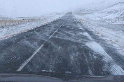 interventii dificile ale echipajelor medicale si isu iasi din cauza vremii severe in regiunea moldovei 19 ieseni au ajuns la spital cu leziuni 69958af3dd722