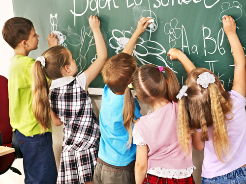 ministerul educatiei propune ca inscrierea copiilor in clasa pregatitoare pentru anul scolar 2026 2027 sa inceapa in 31 martie pana in 6 mai depunerea cererilor 698610c069269