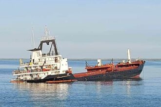 o nava sub pavilion romanesc s a scufundat pe canalul sulina 6997a5f8471ee