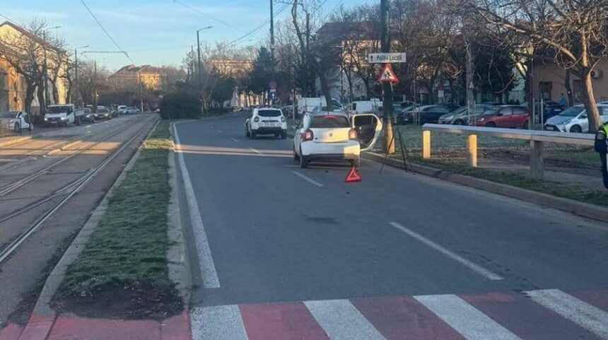 o soferita a trecut pe rosu si a accidentat doi pietoni in timisoara victimele de 11 si 50 de ani au fost transportate la spital 69a14d68d5c53