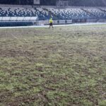 omul care s a ocupat de repararea gazonului din copou dupa dezastrul de duminica mare lucru nu se mai poate face 69945c87900fb