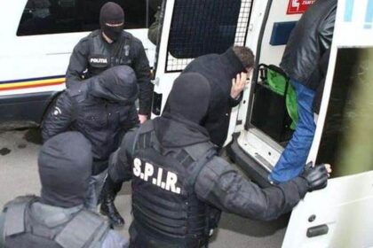 patru talhari din vaslui ridicati de mascati sunt cautati in germania pentru jafuri armate comise cu cruzime 69a0816f0eac0