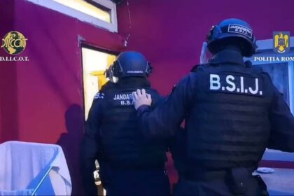 perchezitii diicot la o grupare de camatari din dambovita prejudiciul depaseste 500 000 de euro video 6995f1ff33def
