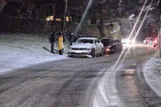 poleiul un preambul pentru ziua indragostitilor tot mai multe masini se pupa prin iasi 69863af10387e