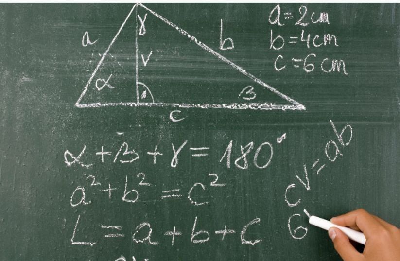 pregatire gratuita la matematica pentru liceeni oferita gratuit de usv iasi in format hibrid 69991cf6acdcd