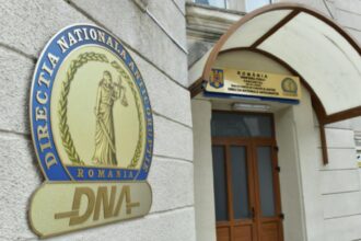 procurorii dna descinderi la grupul grampet si la directorul unei firme din subordine acuzatii de dare de mita in valoare de jumatate de milion de euro surse 698217d467340