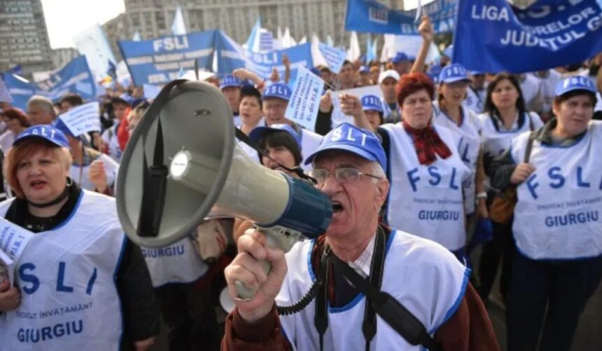 referendumul pentru greva profesorilor a ajuns in scoli sindicatele propun boicotarea simularilor 69844ec1aecd8