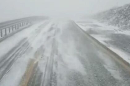 restrictii majore de trafic din cauza vremii severe circulatia oprita pe a7 si restrictionata pe a1 a2 si a3 a fost emis ro alert foto 69955e8bdc88d