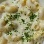 reteta celui mai bun sos alb pentru paste ingredientul secret care ii confera un gust aparte si o textura perfecta 698318796d39d