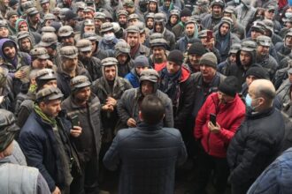 revolta uriasa in randul minerilor de la complexul energetic oltenia negocieri cu ministrul energiei astazi la ora 1300 6992d67ee8a38