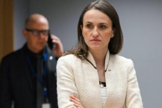 rezista de la externe gafe in cascada la londra nu am nimic de zis nu am vrut sa spun asta video 699094d18b855