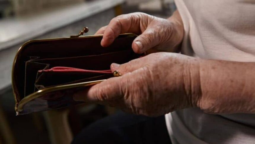 strategia patura metoda noua a hotilor ca sa fure de la batrani 699743818bcdb